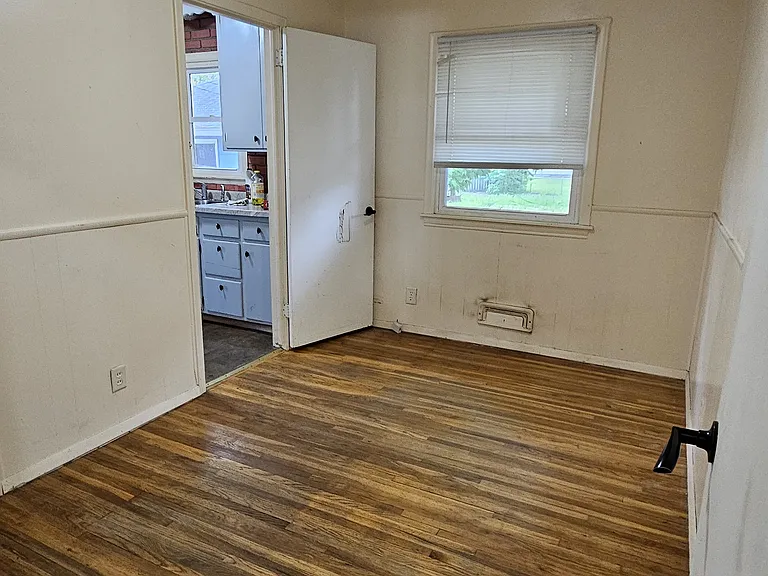 325 Territorial Rd NE — Photo 6