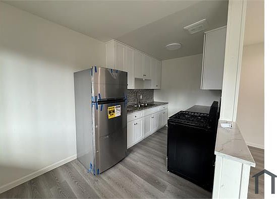 4th image of 12817 Barbara Ann St APT 5