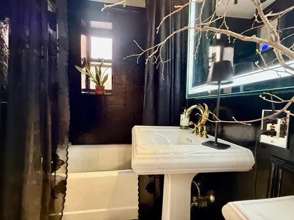 112-25 34th Avenue image 35 of 53