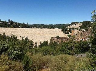 548 Acacia Rd, Cedar Glen, CA 92321