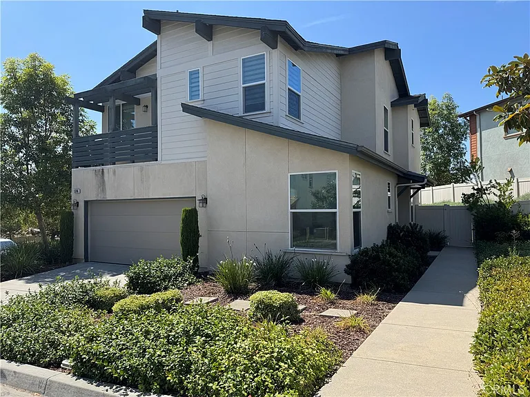 1596 Sweetgum Ln — Photo 2