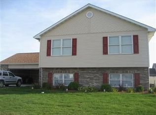 3085 Ramblewood St, Portage, IN 46368