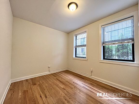 4th image of 4034 N Ashland Ave