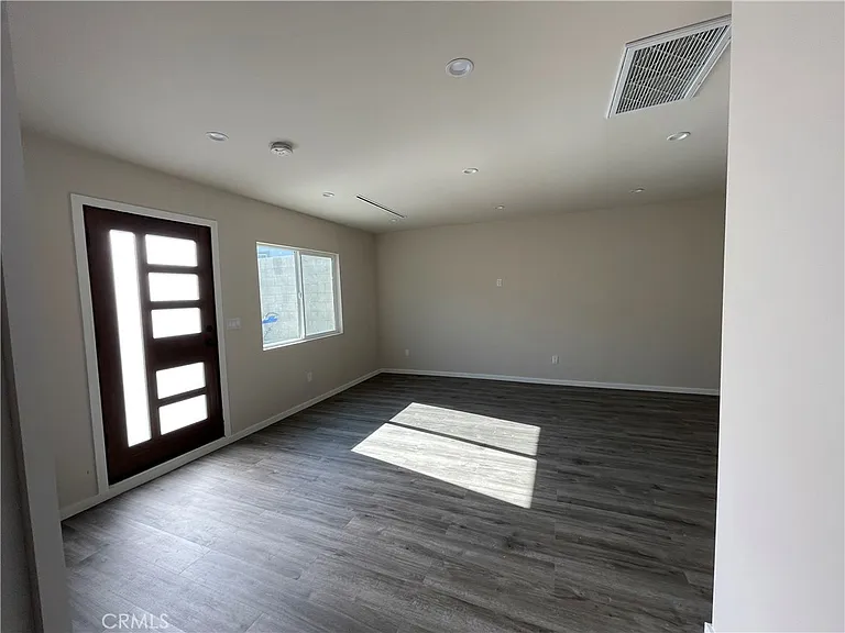 10213 Quill Ave — Photo 16