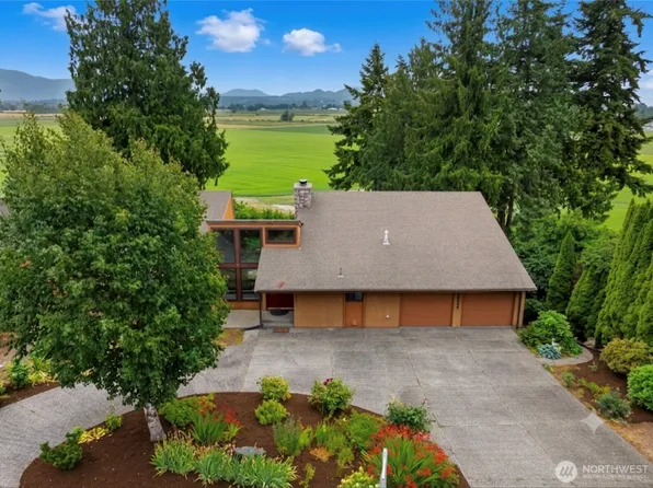 12509 Patricia Lane, Burlington, WA 98233