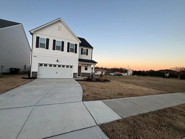 332 Everette Ave — Photo 38
