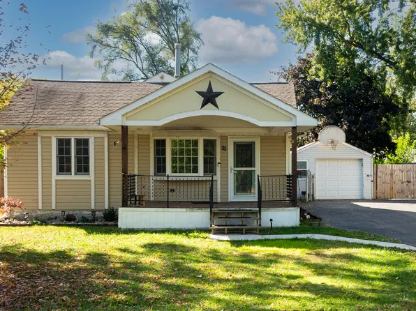 85 Doremus Ave, Waterford, MI 48328