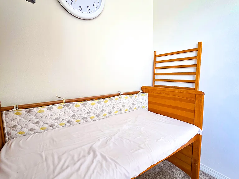 1 Cot Bed