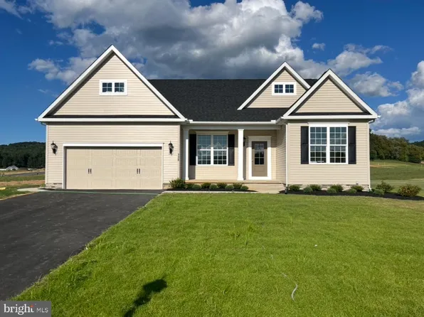 73 Flint Dr Lot 55, Hanover, PA 17331