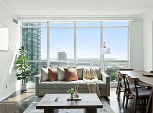 219 Fort York Blvd #2108, Toronto, ON M5V 1B1