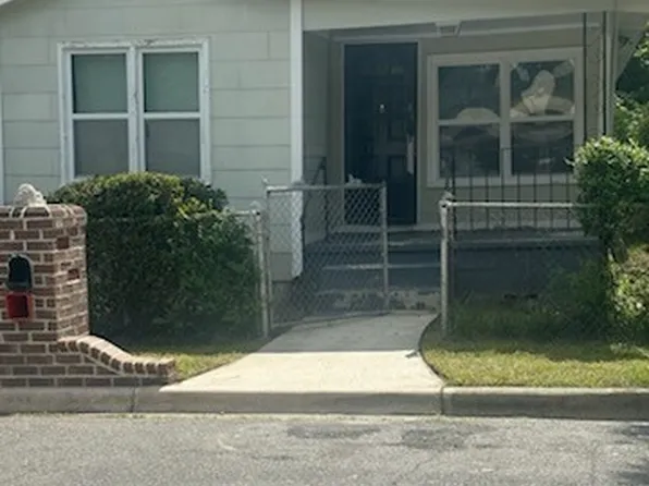 230 Sugden Street, Savannah, GA 31415