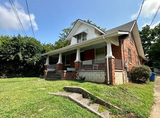 415 Pyke Rd, Lexington, KY 40504