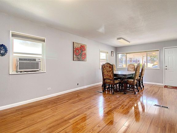 5th image of 3181 W Colorado Ave