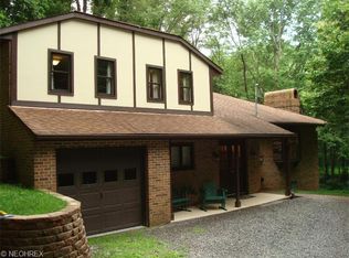 1426 Ridge Rd NE, New philadelphia, OH 44663