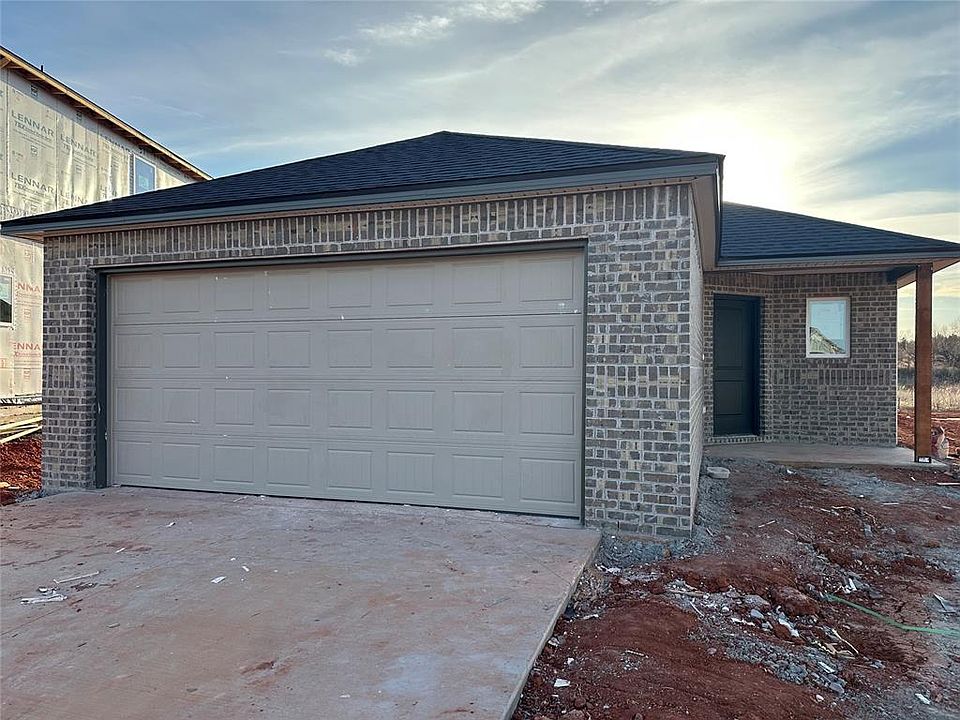 1st image of 10401 Little Blue Ln
