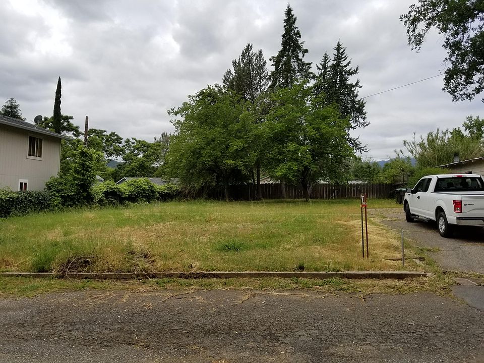 2nd image of 13670 Shasta St
