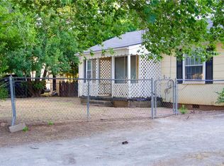 524 S 15th St, Chickasha, OK 73018