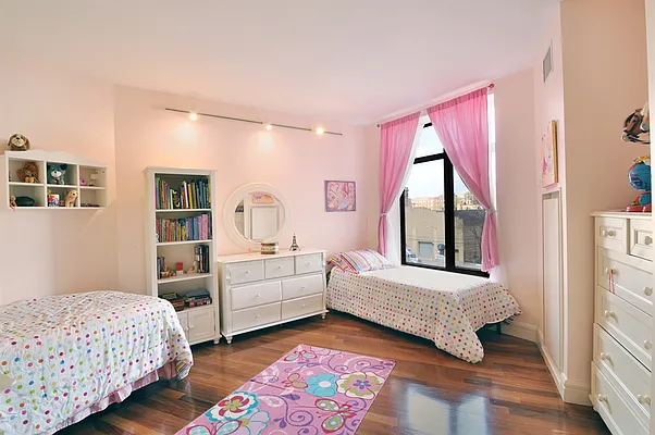 Sold by Corcoran | media 15