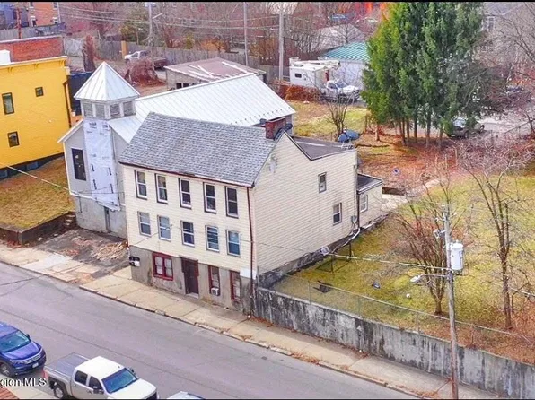 233-235 Columbia Street, Hudson, NY 12534