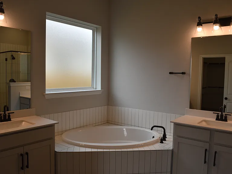 Master bedroom bath