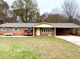 2409 E Broad St, Statesville, NC 28625