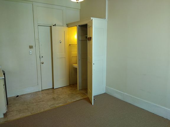 2nd image of 1255 Polk St APT 35