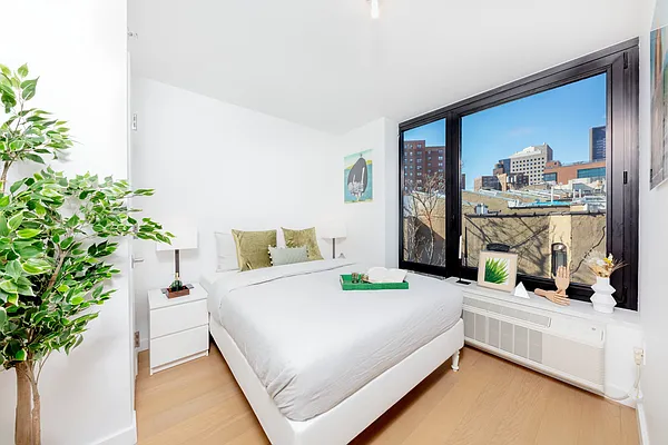 Rented by Reuveni LLC | media 12