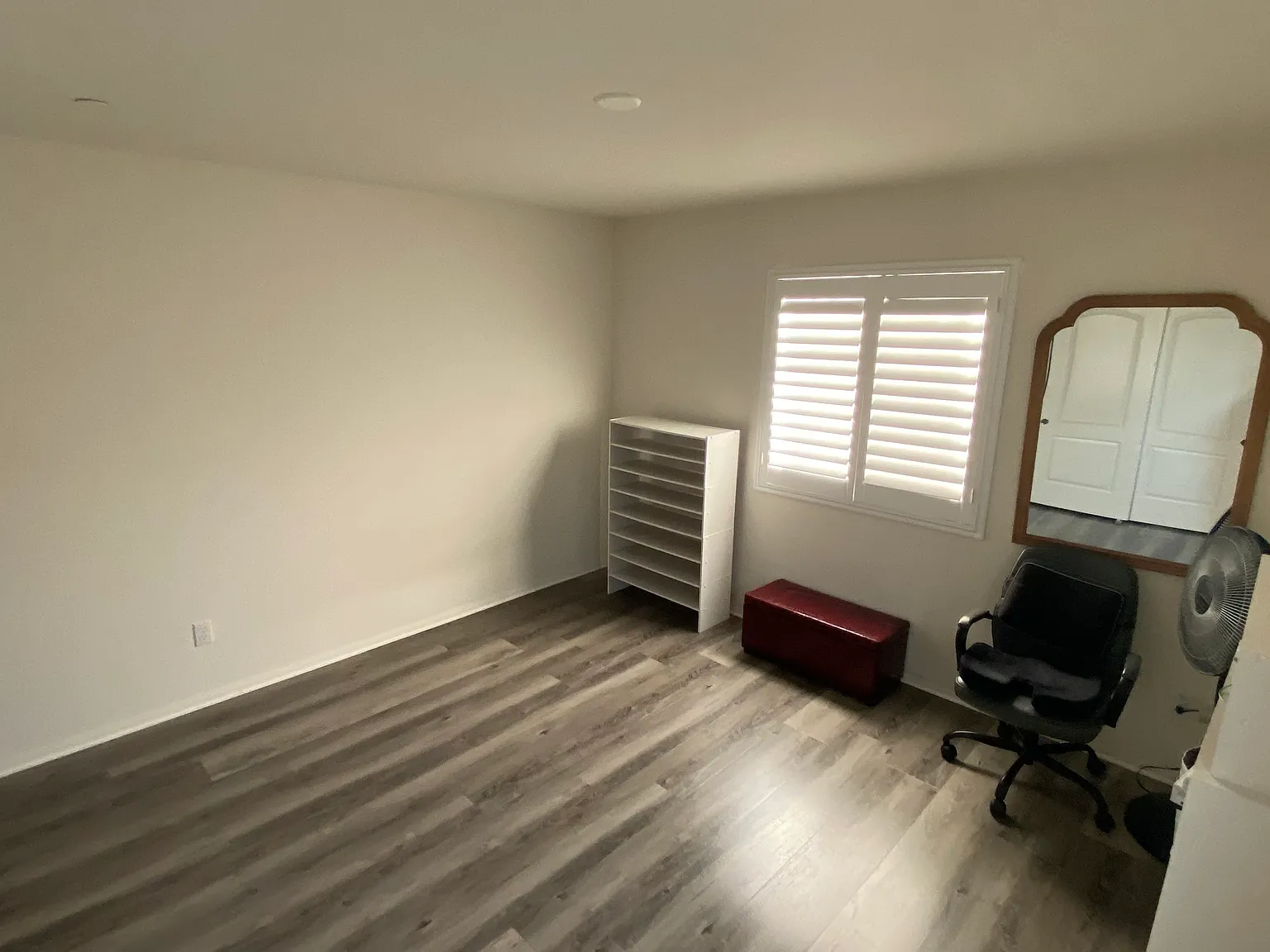 5459 Meridian Pl — Photo 2