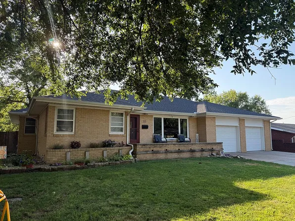 515 N Locust St, Marion, KS 66861