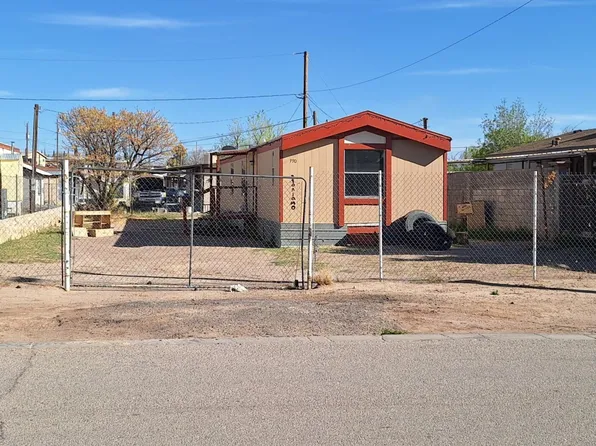 790 Alamo St, Fabens, TX 79838