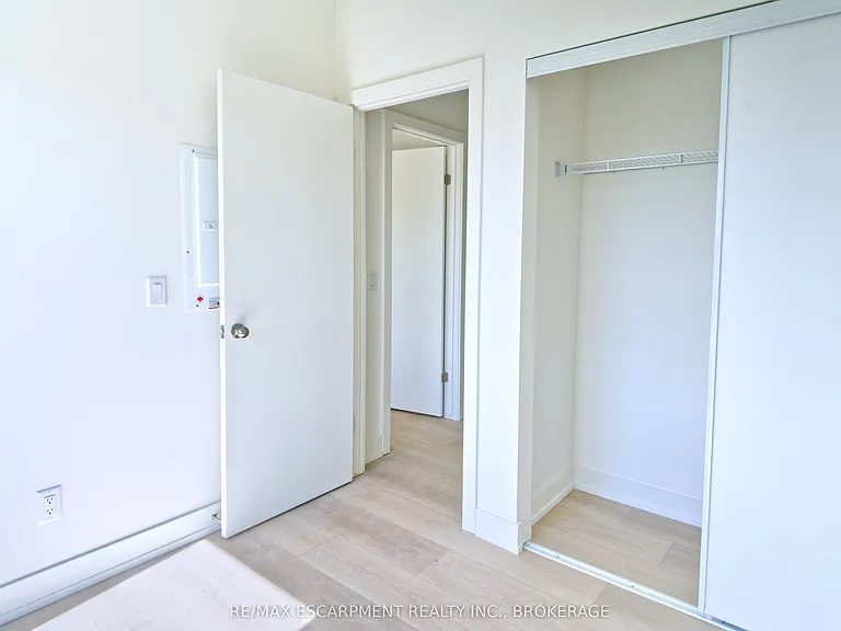 16 Melbourne Ave #308C — Photo 12
