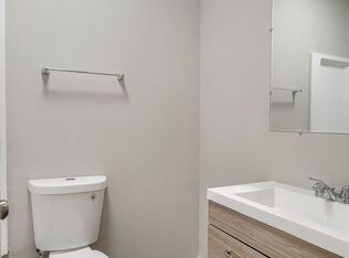 301 Benton Blvd #10, Kansas City, MO 64124