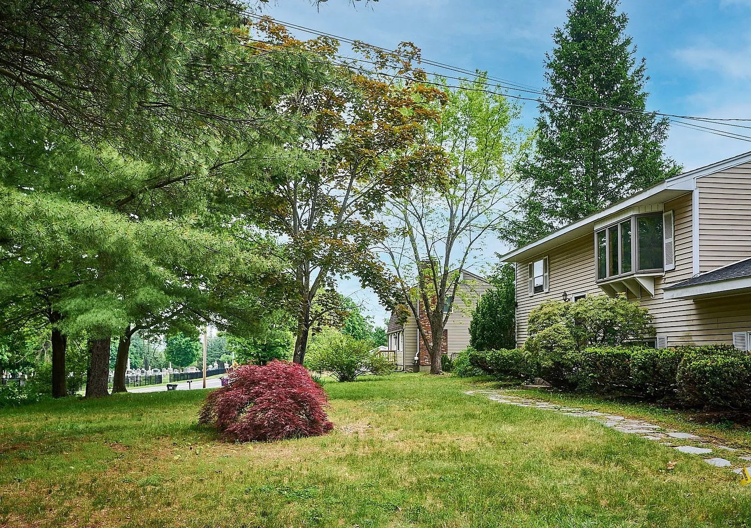 5 Bedroom House in Hadley Perfect for Groups! — Photo 4