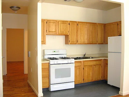 Kitchen, photo 1