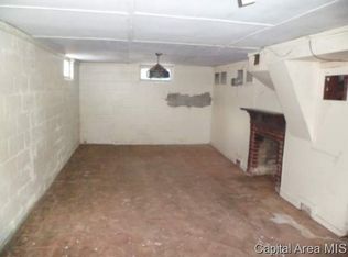 2642 S 7th St, Springfield, IL 62703