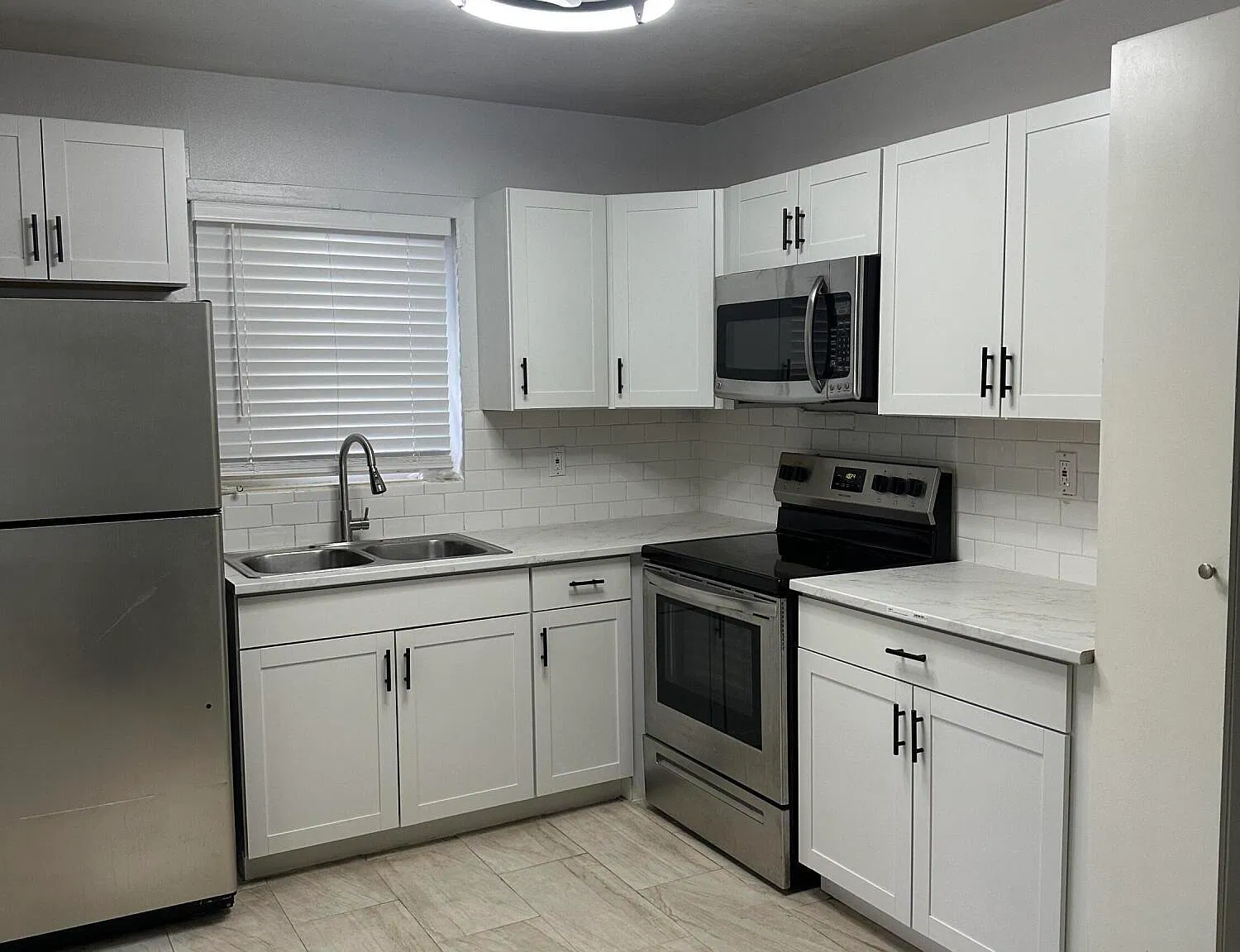 2 bed, 1.0 bath, 700 sqft, $1,625 — Photo 1