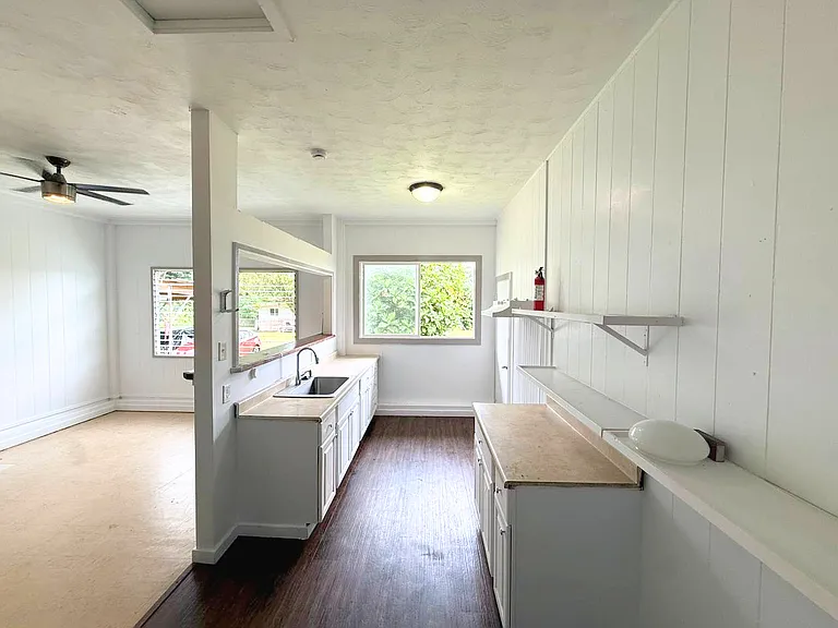15-1721 25th Ave #C — Photo 1