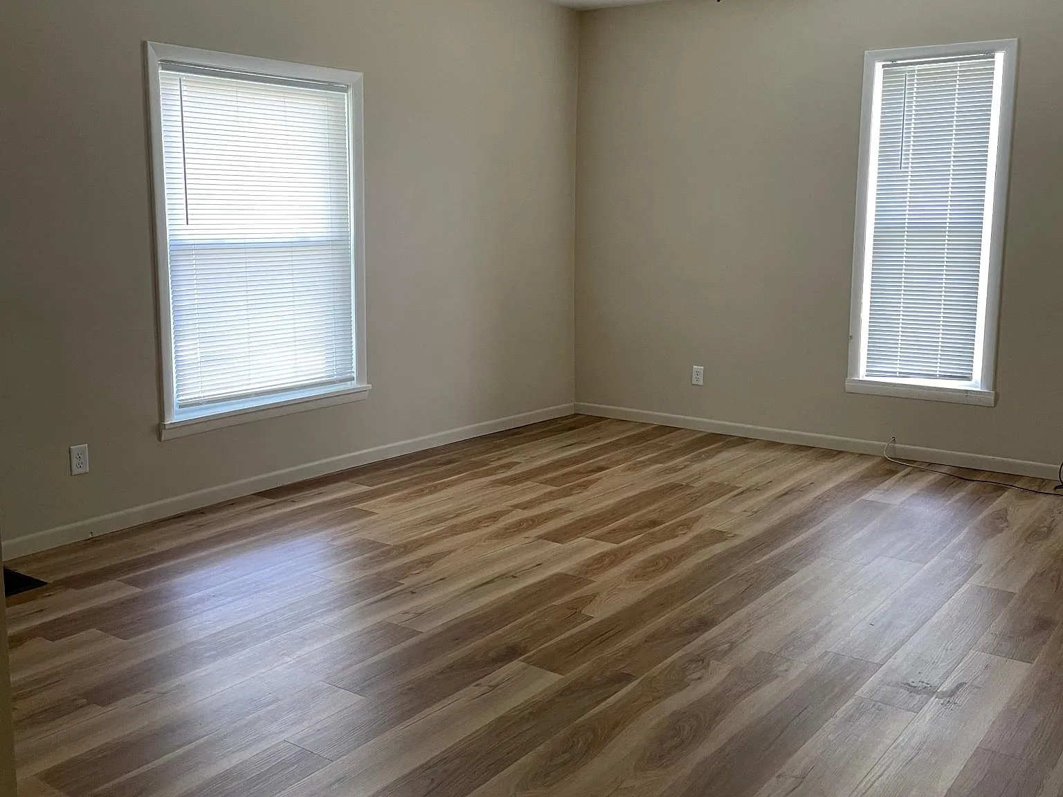 6943 W 800 N — Photo 3