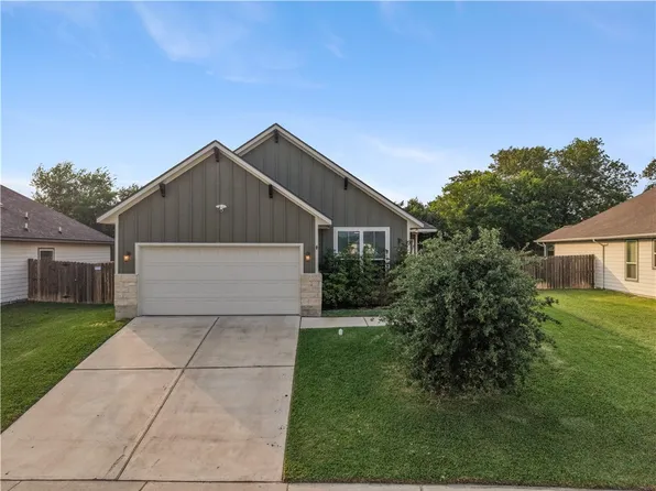 2507 Lightfoot Ln, Bryan, TX 77803