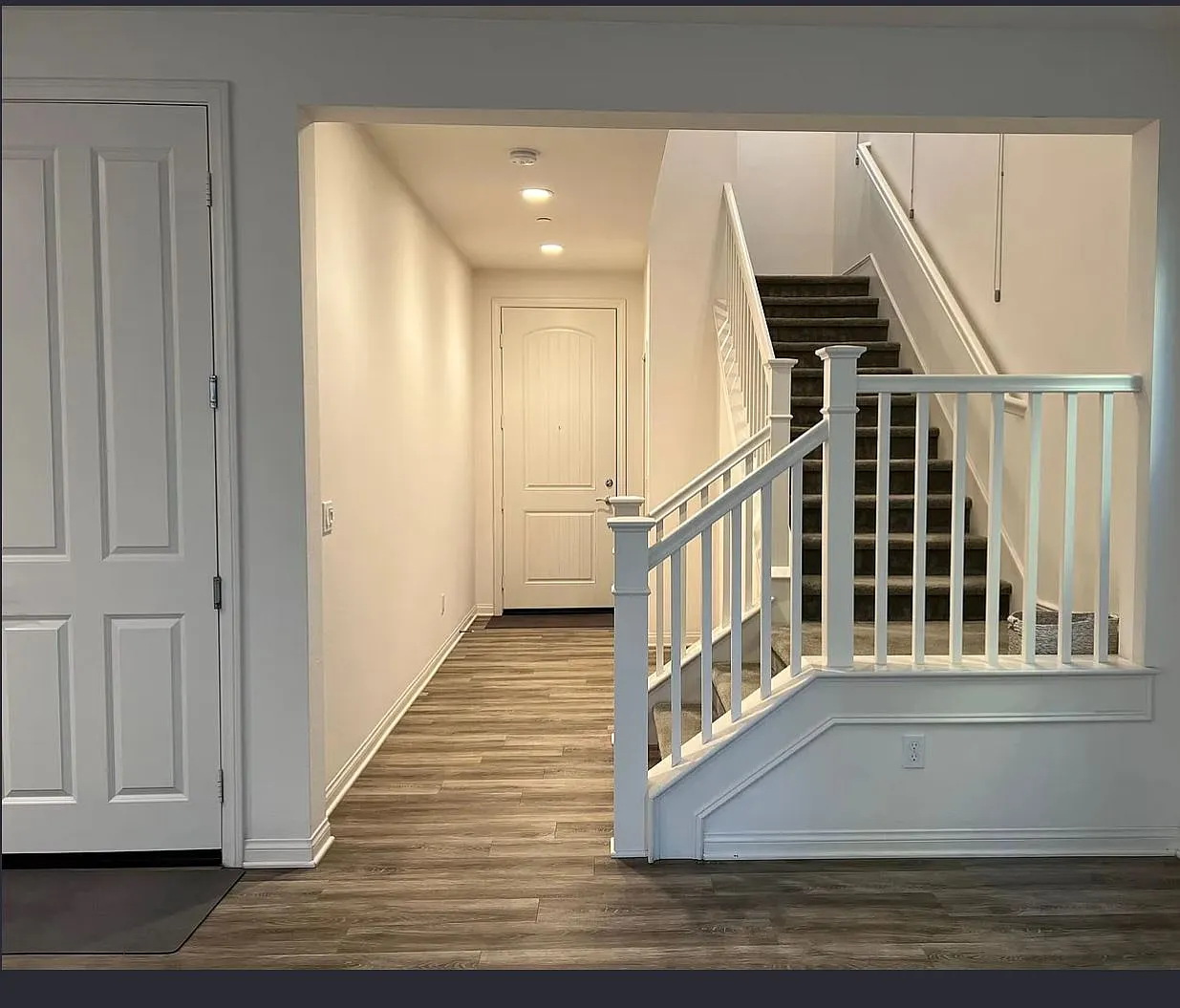 3 bed, 1665 sqft, $3,850 — Photo 4