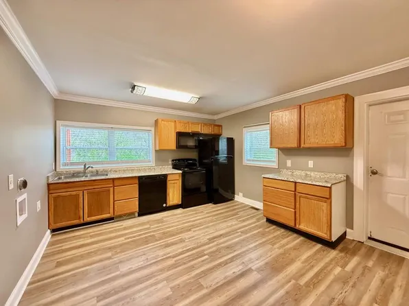 620 Lovers Ln APT 1, Greeneville, TN 37743