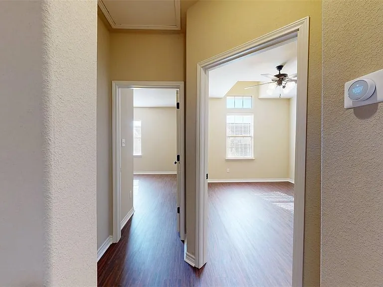 3009 Towers Pkwy — Photo 22