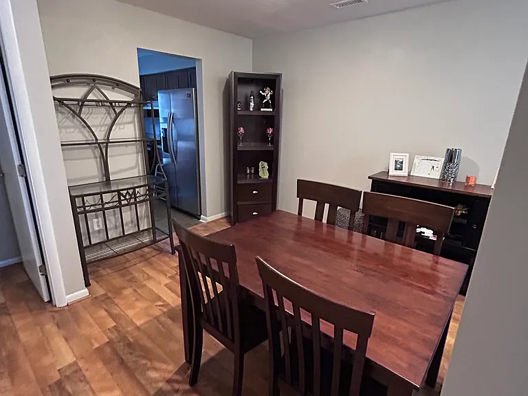 3924 Roebling Ln — Photo 10