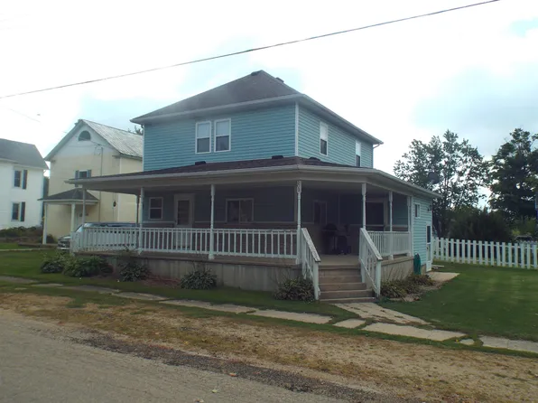 309 W Baldwin St, Apple River, IL 61001