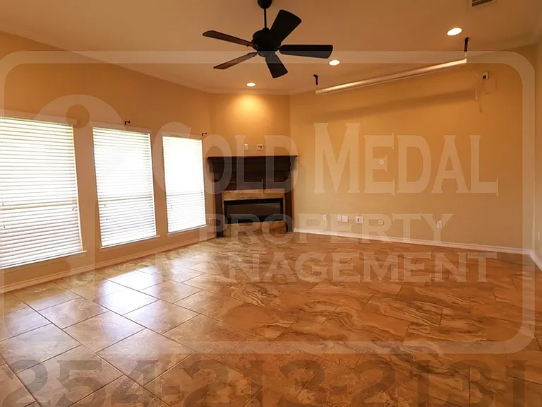 6009 Cordillera Dr — Photo 5