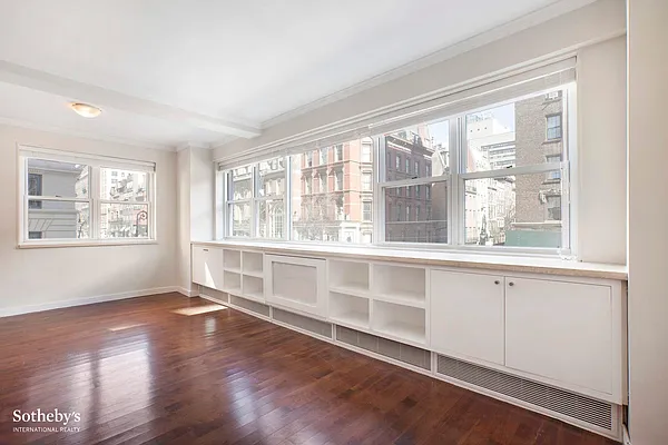 Rented by Sotheby's International Realty | media 21