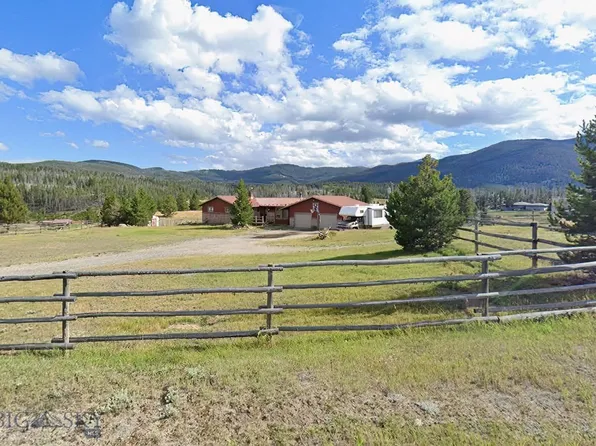 240 Roosevelt Dr, Butte, MT 59701