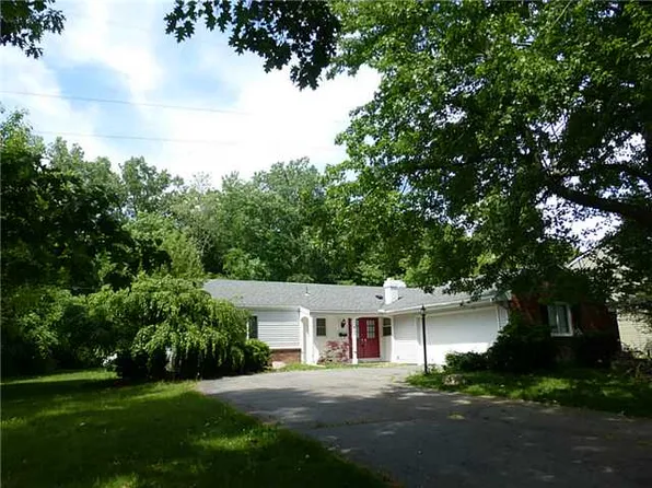 7322 Grenlock Dr, Sylvania, OH 43560