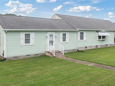 10407 Center St, Carrollton, VA, 23314