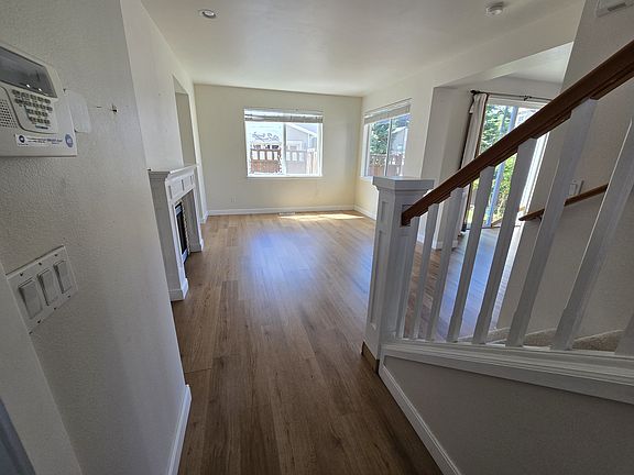 4th image of 18128 36th Ave SE